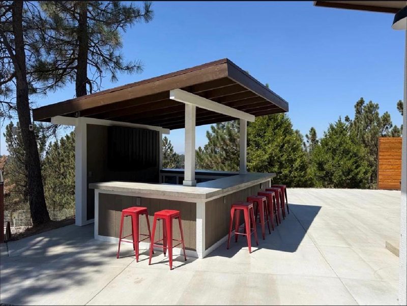 The Caracas Bar, a covered outdoor bar built by a customer from a Bamboo Designs plan